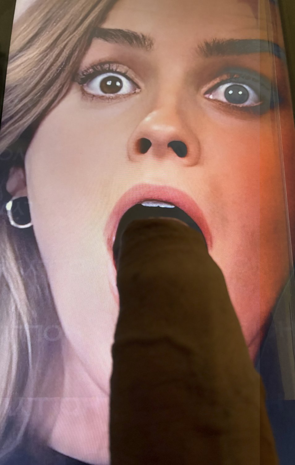 a6sVPgRQ cum tribute emma watson 3 02.jpg